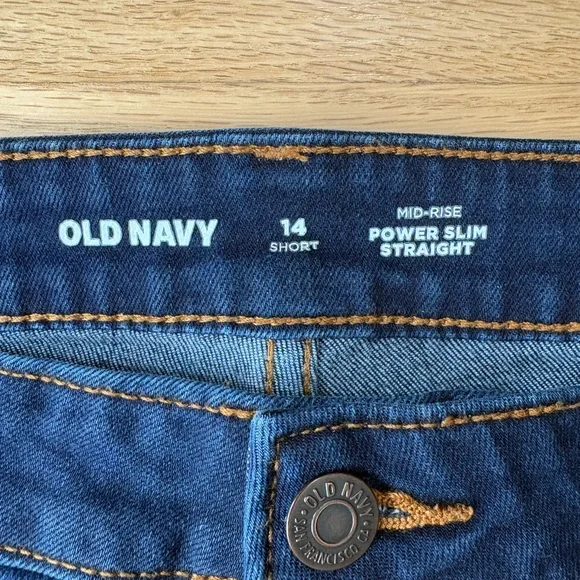Old Navy Mid-Rise Power Slim Straight Leg Jeans Size 14 Short - Picture 3 of 9